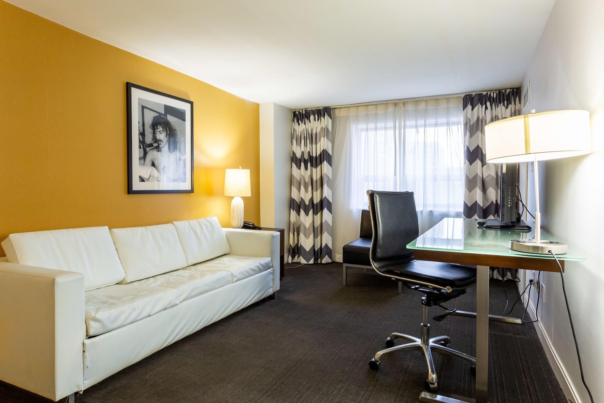 Comfort Inn & Suites Baltimore Inner Harbor Εξωτερικό φωτογραφία