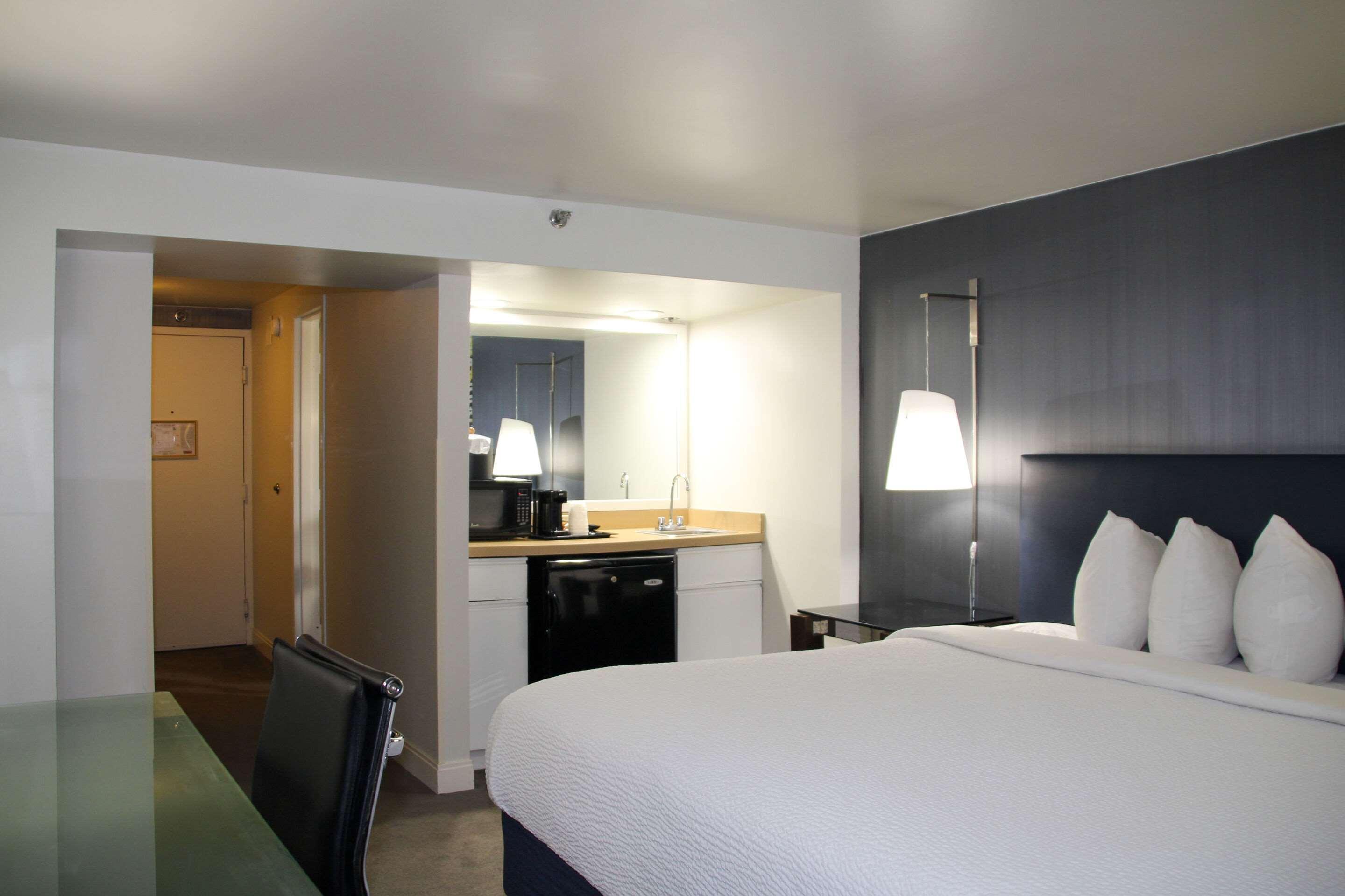 Comfort Inn & Suites Baltimore Inner Harbor Εξωτερικό φωτογραφία