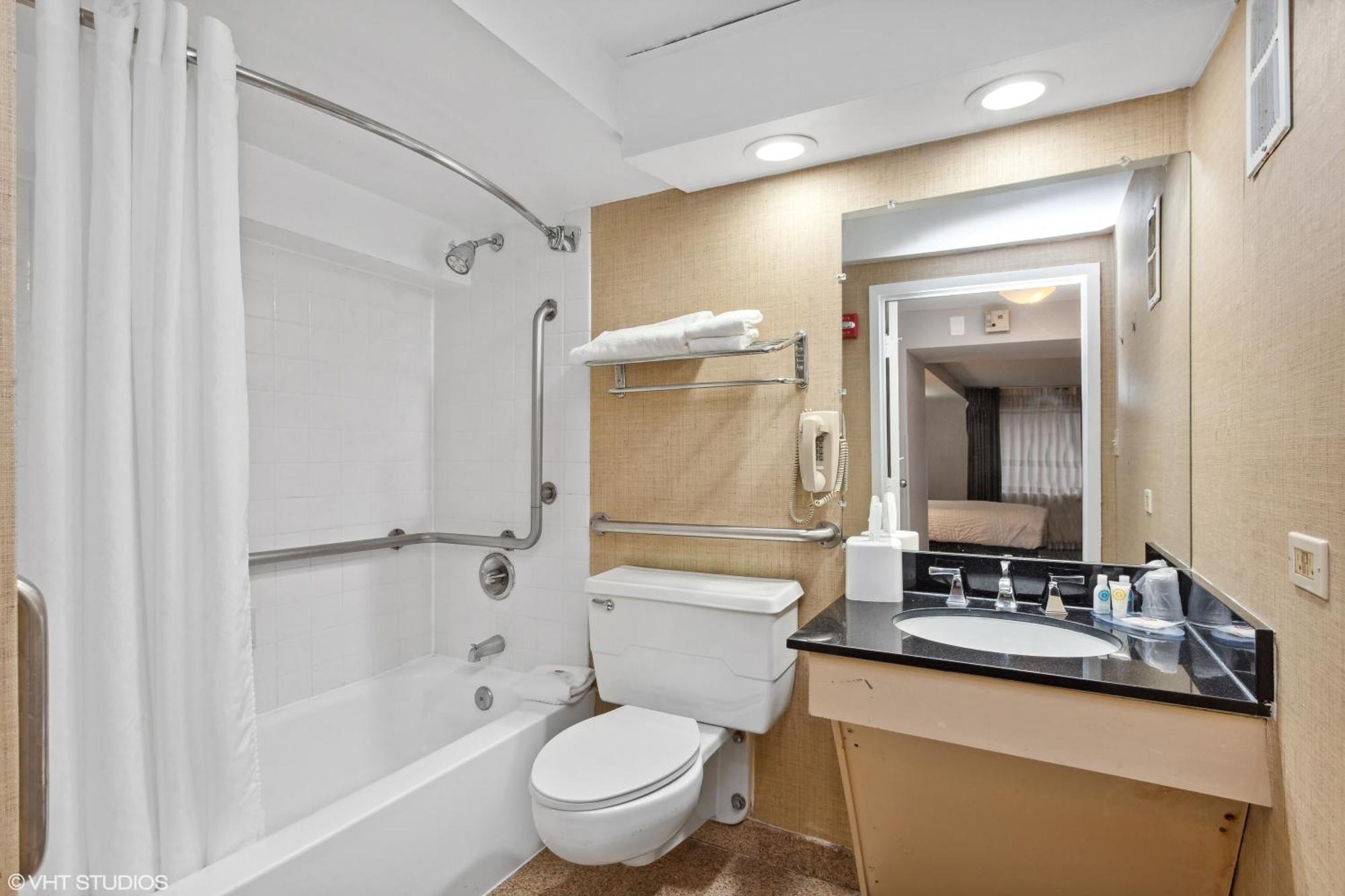 Comfort Inn & Suites Baltimore Inner Harbor Εξωτερικό φωτογραφία
