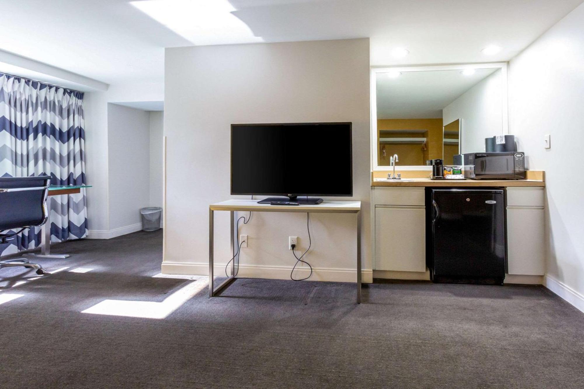 Comfort Inn & Suites Baltimore Inner Harbor Εξωτερικό φωτογραφία