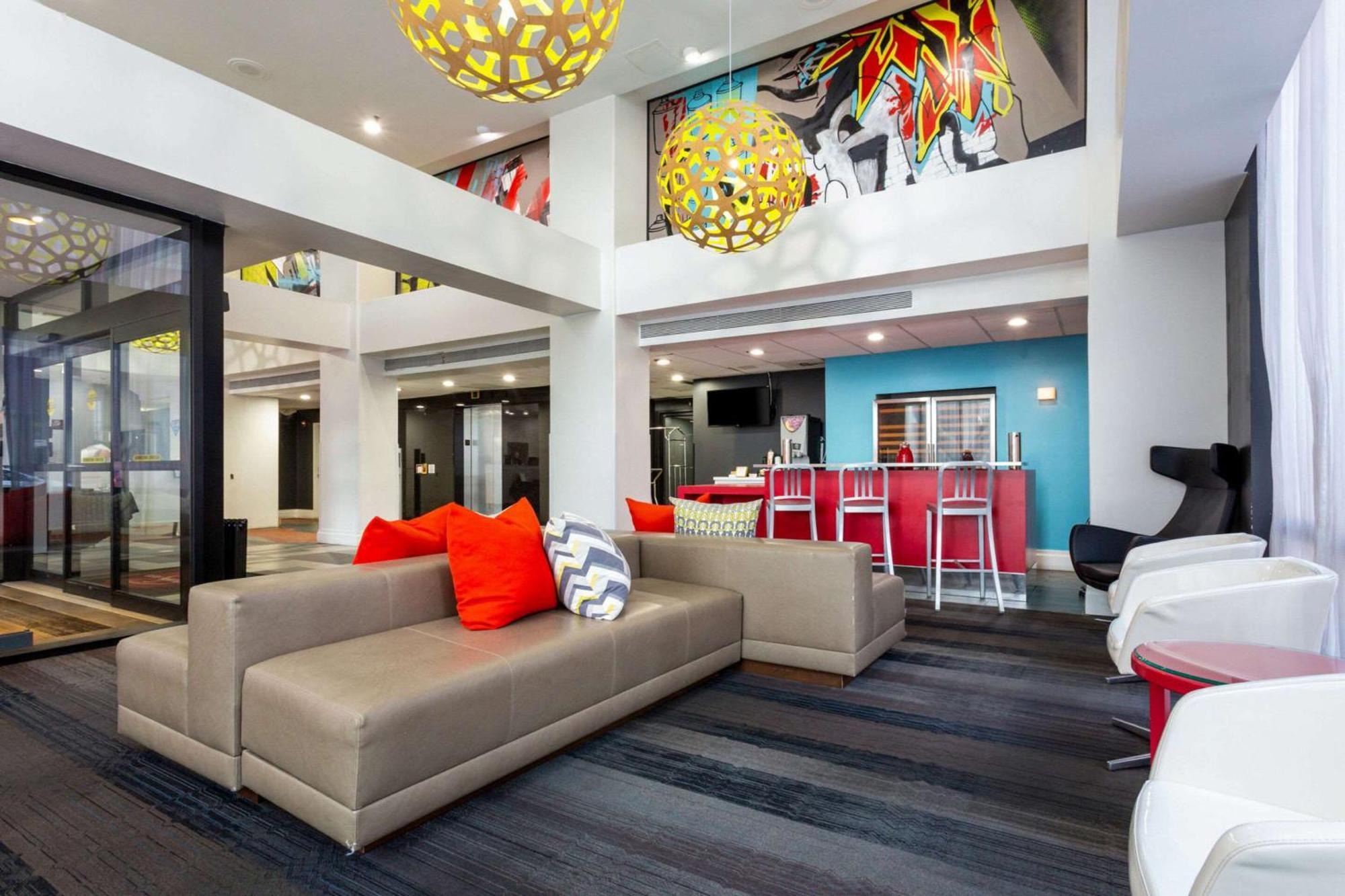 Comfort Inn & Suites Baltimore Inner Harbor Εξωτερικό φωτογραφία
