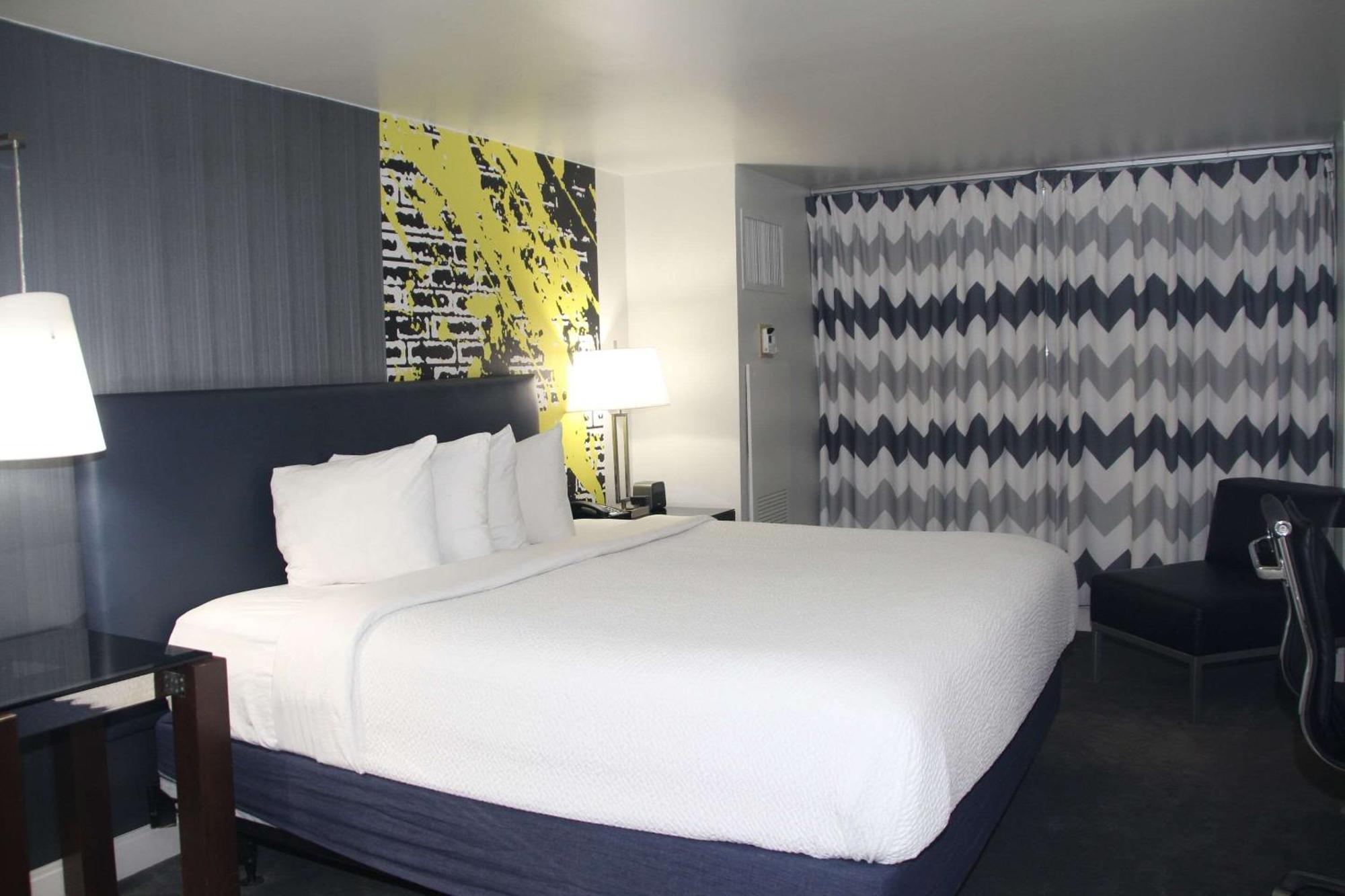 Comfort Inn & Suites Baltimore Inner Harbor Εξωτερικό φωτογραφία