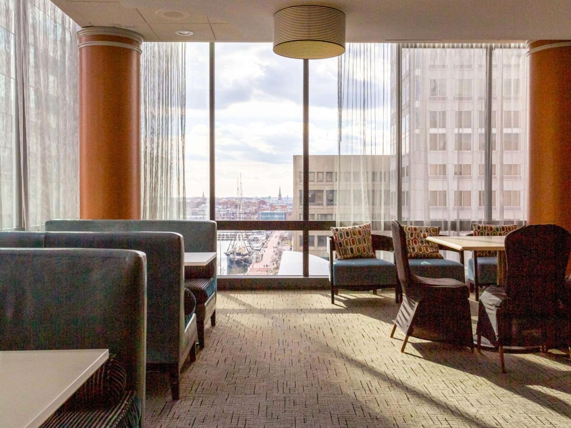Comfort Inn & Suites Baltimore Inner Harbor Εξωτερικό φωτογραφία