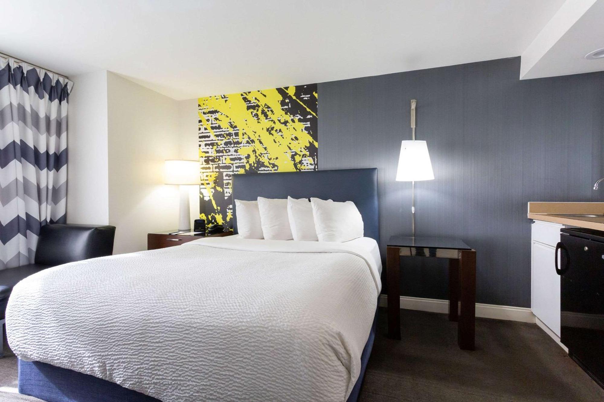 Comfort Inn & Suites Baltimore Inner Harbor Εξωτερικό φωτογραφία